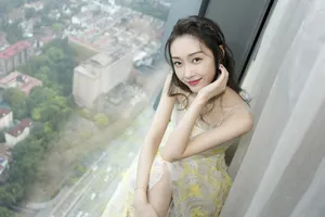宣璐吊带裙性感写真图片_4