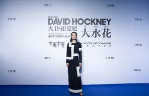 李梦优雅知性活动照图片