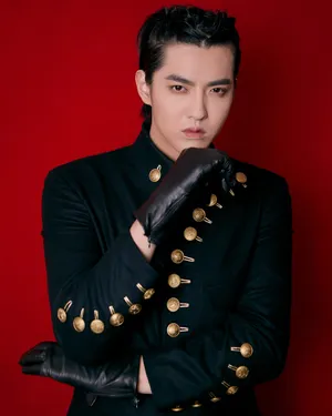 吴亦凡骑士装写真图片_1