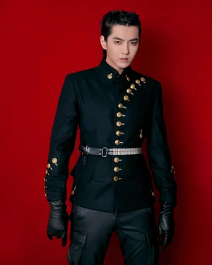 吴亦凡骑士装写真图片_2