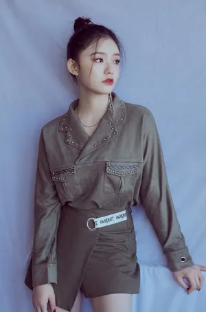 林允时尚俏皮活动照图片_5