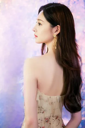 周洁琼甜美优雅写真图片_5