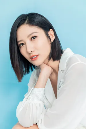 吴优清新优雅活动写真图片