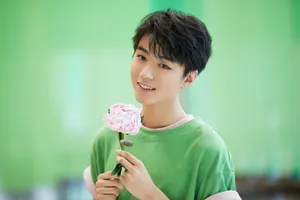 王俊凯清爽俊朗写真图片_4