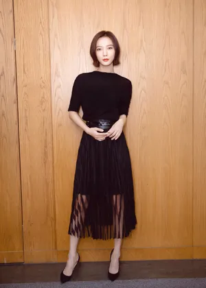 王珞丹知性优雅写真图片_1