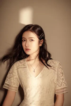 李兰迪20岁生日性感气质写真图片_2
