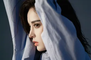 古力娜扎湿发性感写真图片