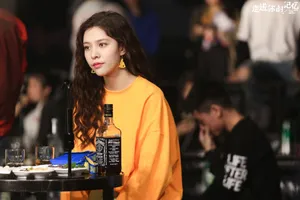 宋妍霏《走进你的记忆》甜美图片_2