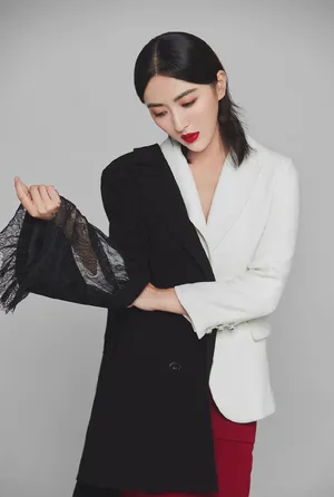 徐小飒成熟魅力写真图片