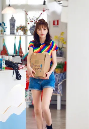 沈梦辰元气彩虹装图片_7