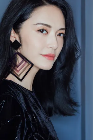 姚晨黑色系优雅性感写真图片_2