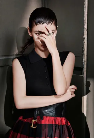 Angelababy赫本风魅力写真大片_8