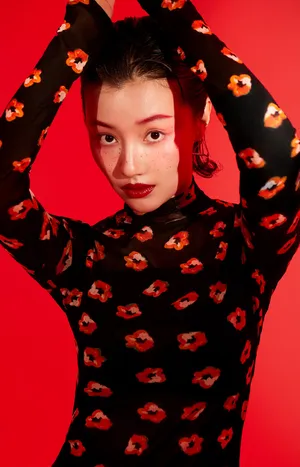 王鹤润复古魅力写真图片_1