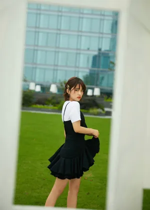 沈月甜美灵动写真图片_4