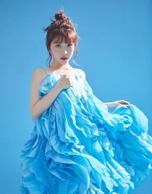 赖美云糖果色甜美写真图片_2