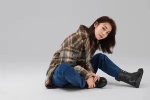 张佳宁清新养眼时尚写真图片_3