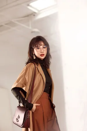 李斯羽性感优雅写真图片_3