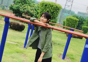 李欣燃校园风清甜写真_1