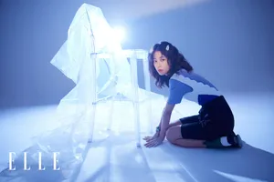 周雨彤百变风情大片写真图片_3
