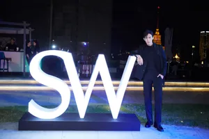 张彬彬STUARTWEITZMAN品牌晚会帅气图片_2