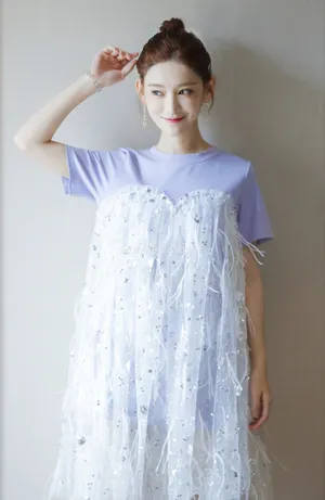 李沐宸魅力优雅写真图片