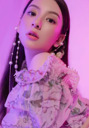 天王嫂方媛性感时尚写真图片_4
