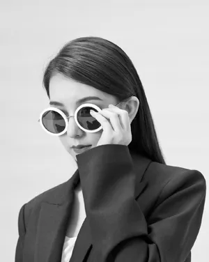 天王嫂方媛性感时尚写真图片_8