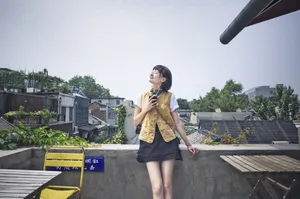 孙铱文艺范甜美街拍写真图片_5
