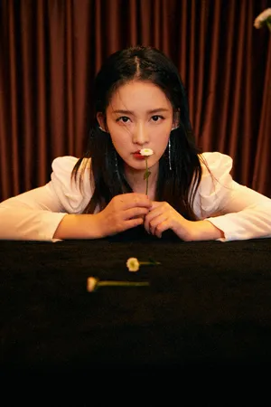 李沁仙气白裙写真图片_5