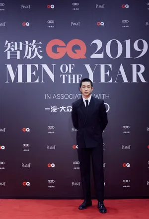 屈楚萧GQ盛典帅气图片_2