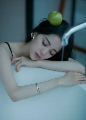 欧阳娜娜清新甜美图片_1