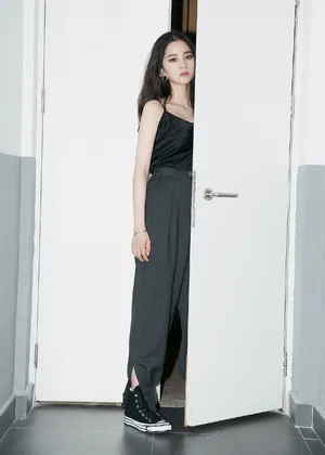 欧阳娜娜清新甜美图片_2
