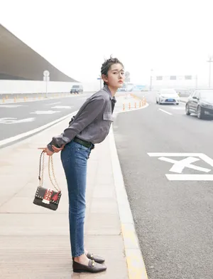宋祖儿机场私服写真图片_2