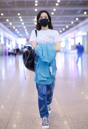 宋茜私服机场街拍照图片_5
