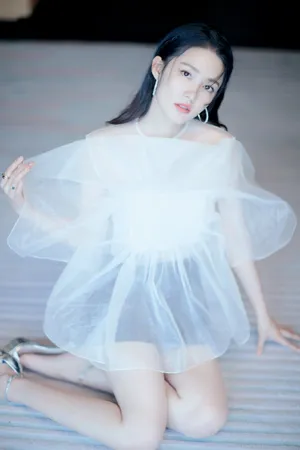 李沁水母装性感写真图片_2