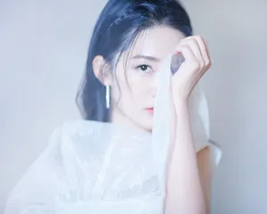 李沁水母装性感写真图片_3