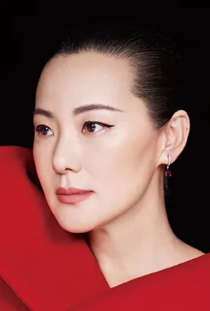 咏梅优雅大气时尚写真大片_5