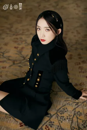 孟美岐黑色工装风写真图片_2