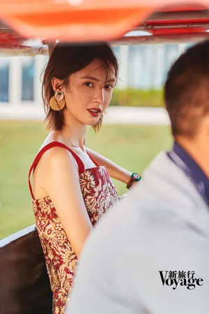 金晨甜美优雅写真图片_5