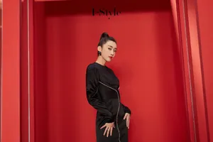 宣璐黑色连衣裙性感写真图片_5
