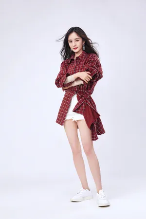 杨幂格子衫性感剧照图片_4