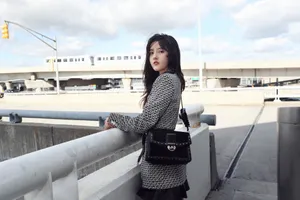 宋祖儿摩登性感机场街拍图片_5