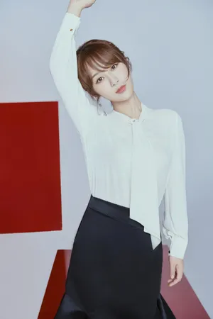 杨紫优雅大方写真图片_2
