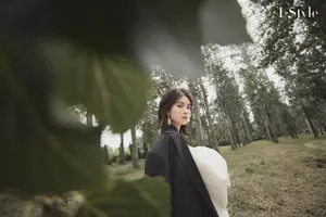 白鹿优雅大气写真图片_2