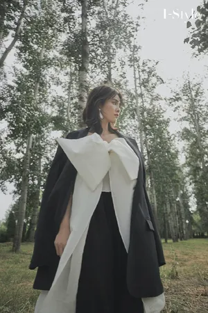 白鹿优雅大气写真图片_6