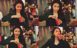孙怡酷美养眼夜色写真图片_5