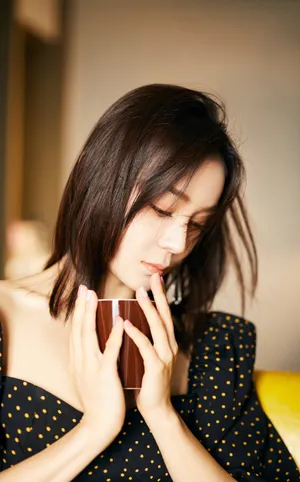 袁姗姗性感迷人写真图片