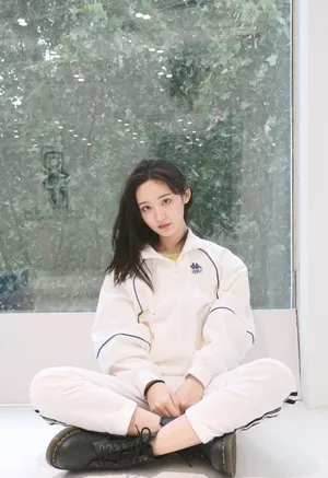 王莫涵清新灵动自拍图片_4