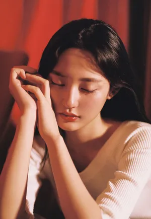 王莫涵白衫清秀写真图片_3