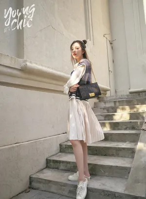 宋妍霏复古典雅写真图片_2